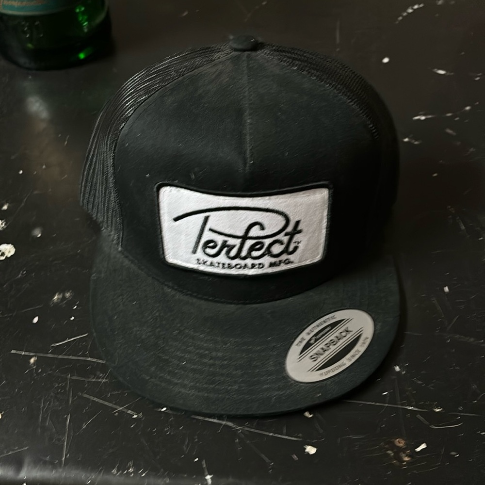 New never worn hat